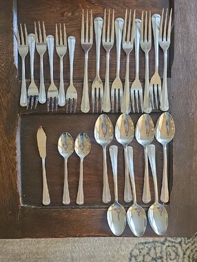 Washington Forge Spirit Of America Stainless Flatware